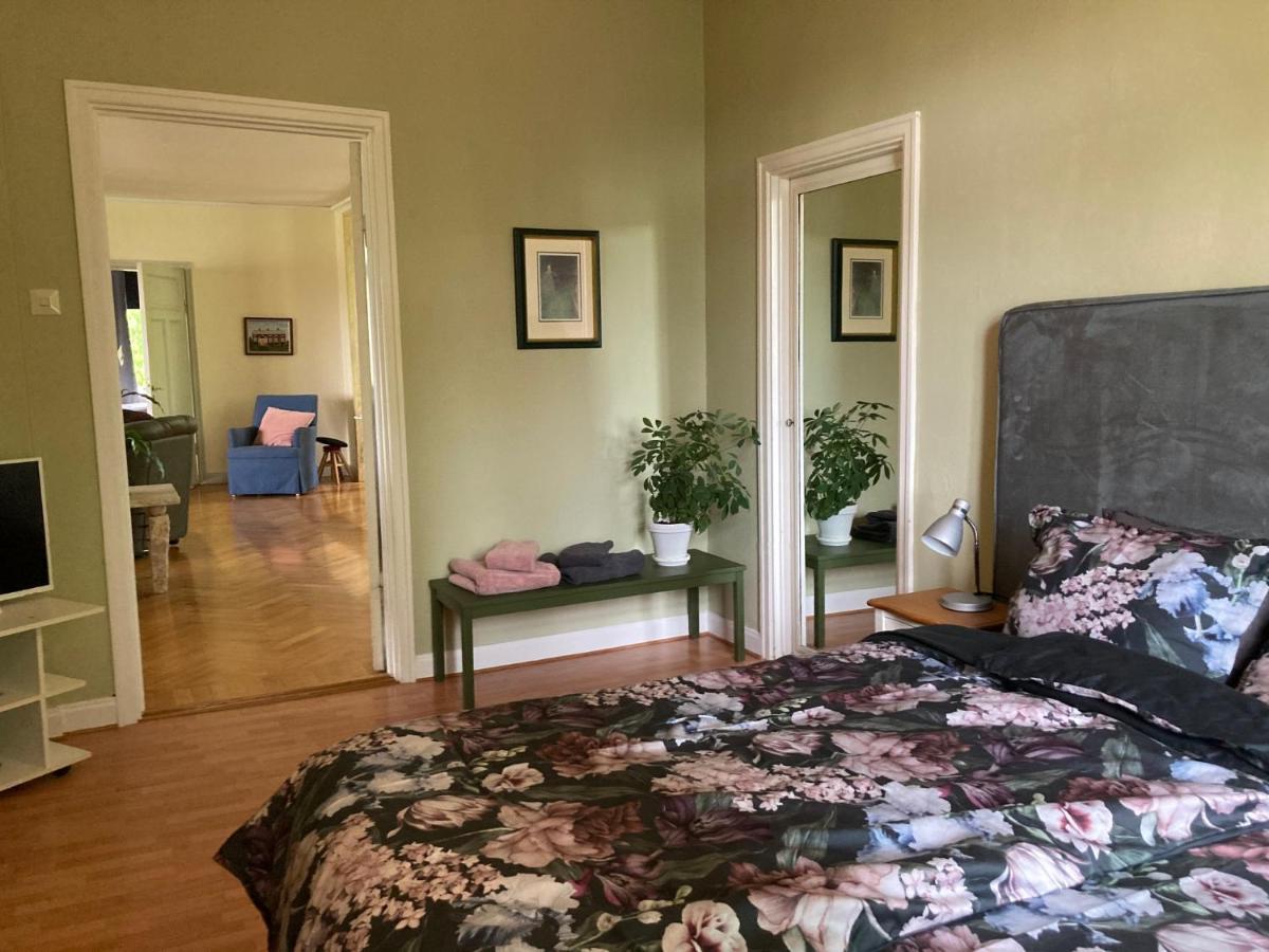 Bed and breakfast Ekeby I Bro Extérieur photo